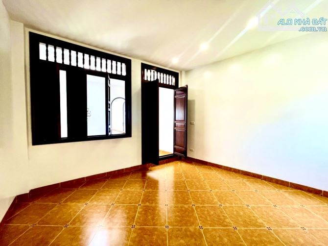 LƯƠNG KHÁNH THIỆN - TÂN MAI 50m - 4 tầng - 11,2 tỷ  Nhà đẹp ngõ to thông - 5
