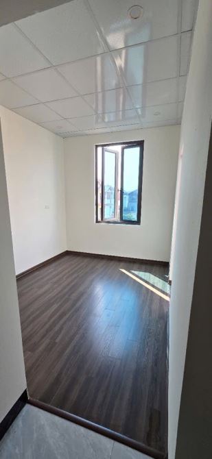 7.x tỷ/100 M2/ 6 M tiền/3 tầng Kim Sơn.Ô tô Chánh - 5