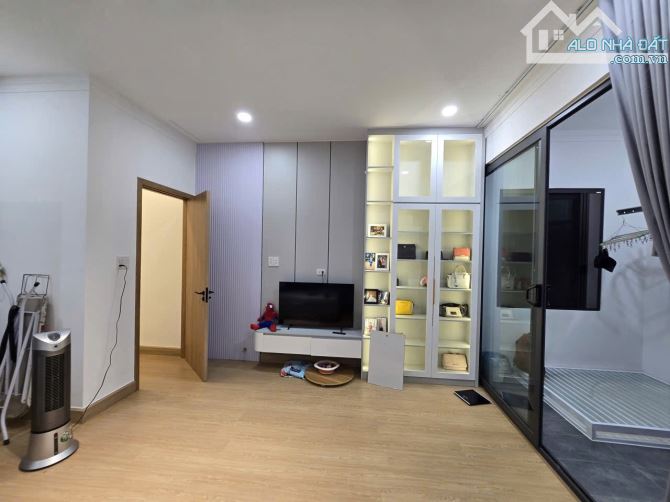 Nhà 2 tầng mặt tiền Kinh Doanh đường Nguyễn Khuyến - 5