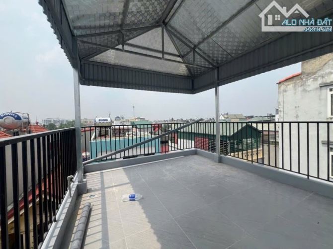 B.Á.N NHÀ  LAI XÁ, GARA , Ô TÔ TRÁNH, THOÁNG TRƯỚC SAU ,  THANG MÁY NHẬP  43M2, 10 TỶ 6 - 3