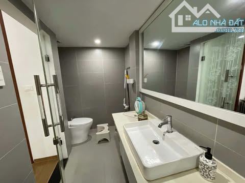 BIỆT THỰ NGUYỄN SƠN 125M-4tầng -7mt.18.5 tỷ Ô TÔ VÀO NHÀ KHU YÊN TĨNH GẦN MẶT PHỐ - 5