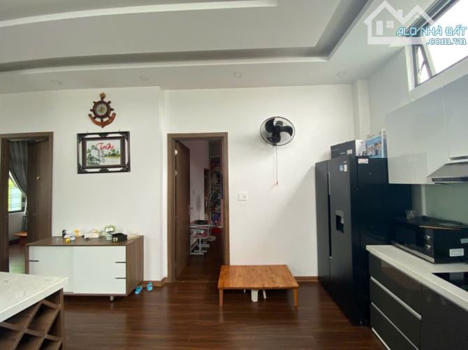 Bán Nhà 3 Tầng gồm 1 căn họ penhouse và 6 phòng trọ kiệt Ô tô Nguyễn Hữu Thọ - 5
