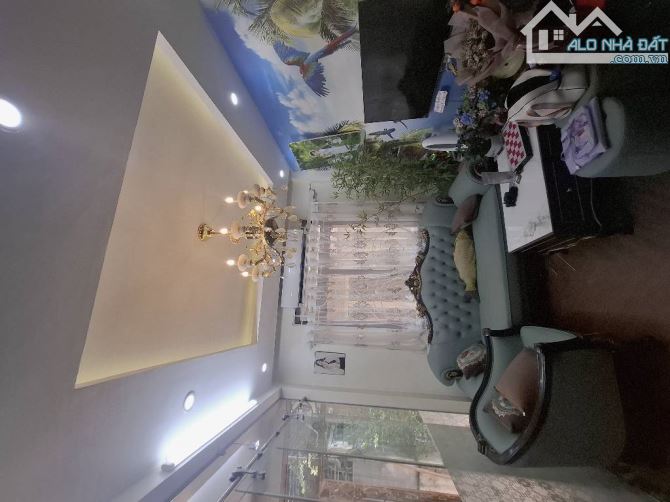 BÁN NHÀ BỒ ĐỀ LONG BIÊN – 35M², MT 5.3M, FULL NỘI THẤT, Ô TÔ ĐỖ CỬA – GIÁ 10.25 TỶ 🏡 - 5