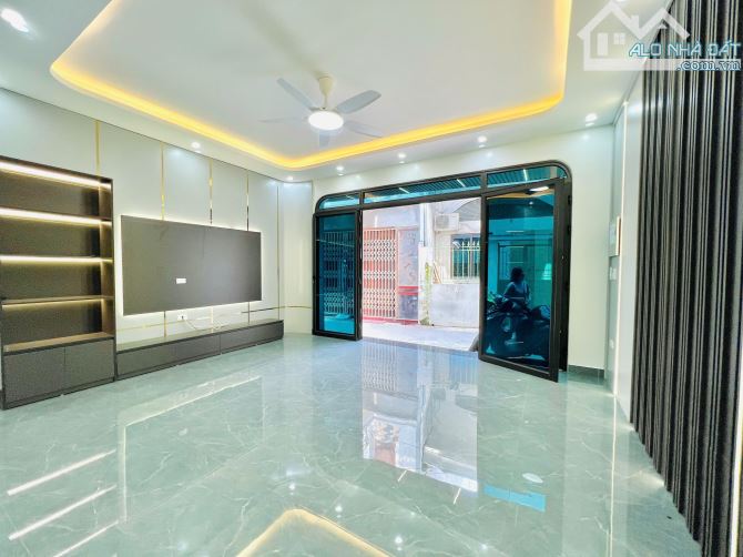 Bán nhà 4 tầng xây mới trong ngõ Thiên Lôi, oto đỗ trong nhà - 5