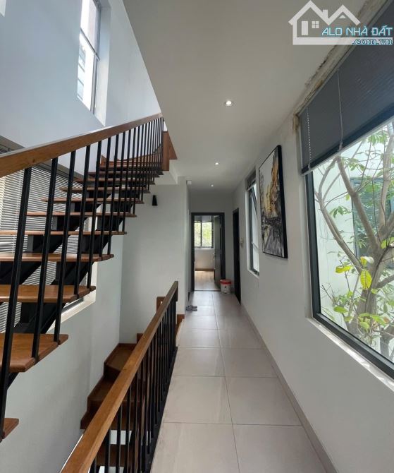 Q7 BIỆT THỰ NGHỈ DƯỠNG 7.5x29M CHỈ HƠN 100Tr/M2 ĐƯỜNG 8M SÂN 2 Ô TÔ ĐẬU 22.xT - 5