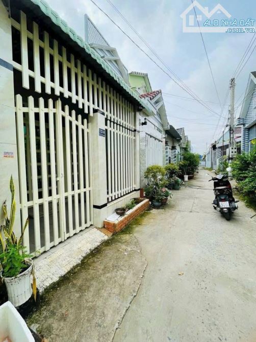 bán gấp căn nhà cấp 4 ở Tân Chánh Hiệp quận 12, DT 56m2, gái 1 tỷ 020. SHR. - 5