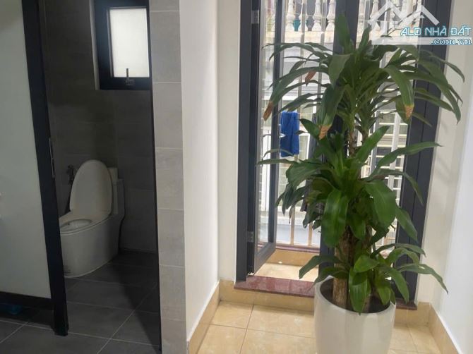 Bán tòa nhà 9 tầng mặt phố Trần Quốc Vượng – Cầu Giấy, vị trí vàng, công năng đa dạng - 5