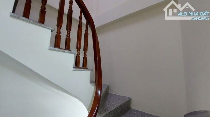Bán nhà 5 tầng mới kính koong tại yên nghĩa Hà Đông  ,mt rộng 6 ngủ thoải mái - 5