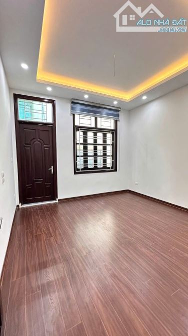 👉 NHÀ ĐẸP QUẬN HAI BÀ TRƯNG -  GẦN ĐƯỜNG LẠC TRUNG MỚI  – 42 M2 - 4 TẦNG -  FULL NỘI THẤT - 5