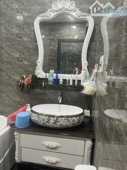 Căn  nhà mặt tiền Nguyễn Thị Minh Khai P Nam Nha Trang - 5