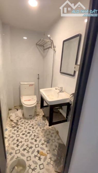Bán nhà mới, đẹp ở liền, giá rẻ Lưu Hữu Phước (p15 Q8 cũ), gần Q5. SHR 40m2 giá 3,95ty TL - 5
