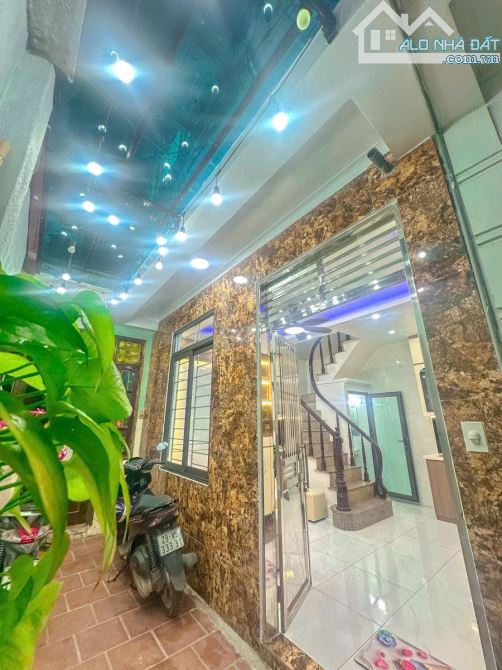 Nhà Đẹp ngõ GỐc Đề - 30m2 -5 Tầng - Mt 5m - Full nội Thất - 6.2 Tỷ - 5