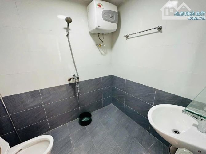 Bán căn hộ N3B KĐT Trung Hoà Nhân Chính 59m2, căn góc 3N,2WC, giá 5,35 tỷ - 5