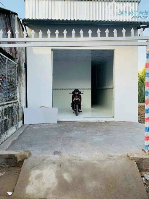 Cho thuê 500 m2 đất và nhà Cồn Khương 6  triệu - 5