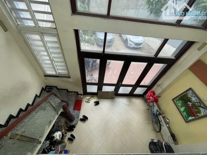 BÁN GẤP NHÀ RIÊNG HÀ ĐÔNG🏠80m² 4,5 tầng CHỈ 11,5 TỶ🚗 Ô TÔ QUA NHÀ- GẦN QUANG TRUNG - 5