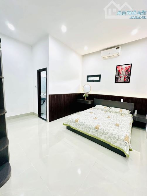 Cực hiếm! Nhà 3 tầng mới Đỗ Xuân Hợp, 79m2 - 4PN, đường 6m khu dân trí cao. Chỉ 7.5 tỷ - 5