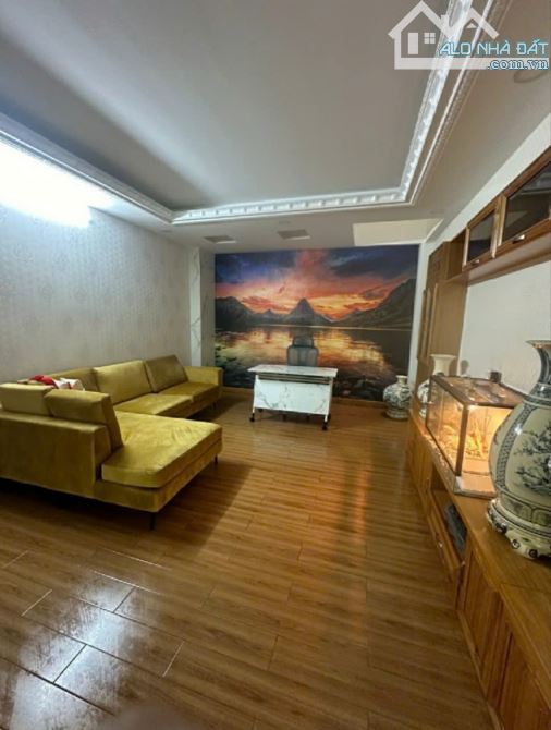 NHÀ 5 TẦNG - HẺM Ô TÔ THÔNG LUỒNG - VUÔNG VỨC 74 M2. - 5