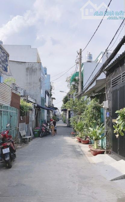 BÁN NHÀ MỚI ĐẸP 2 TẦNG KHU VIP LÊ VĂN QUỚI, 44M2, HXH, GIÁ CHỈ NHỈNH 3 TỶ - 5