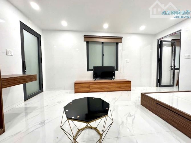 Bán Nhà Căn Hộ Dich Vụ Quận Gò Vấp - 130m2 - 7 Tầng - 25.5 tỷ - dòng tiền 150 triệu/tháng - 5