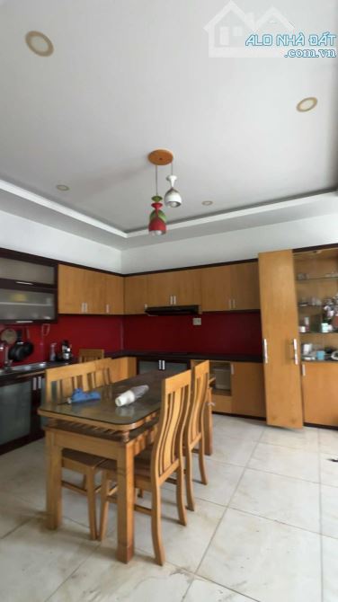 Nhà Quận 6, ngang 9,5m, 5 tầng BTCT Đ,Nguyễn Văn Luông - 95m2 Chỉ 12,9 Tỷ - 6