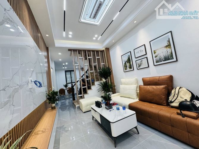 GIÁ SOCK  KIM GIANG 60M2*4T NHÀ ĐẸP Ở NGAY FULL NỘI THẤT GẦN Ô TÔ GẦN TRƯỜNG HỌC CHỈ 8.6TỶ - 6