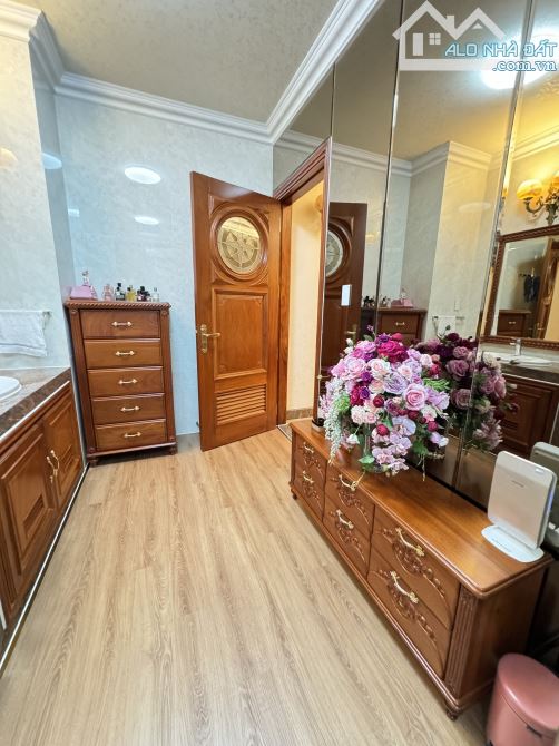 Cần bán siêu biệt thự khu compoud vip nhất Quận 2 giá 65 tỷ - 6