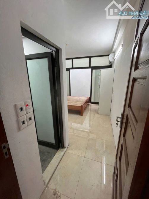 Lĩnh Nam 50m2, 5 Tầng, 8 phòng khép kín, mới keng full nội thất. Chỉ 8.5t - 6