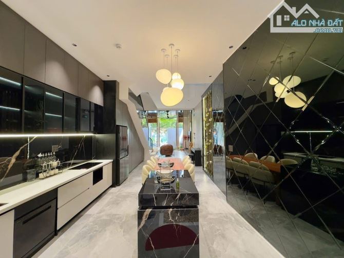 Cho thuê căn nhà đẹp đường Trần Đình Đàn quận Sơn Trà Đà Nẵng gần biển giá 40tr - 6
