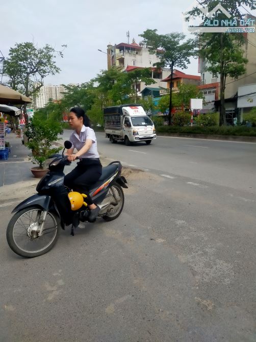🏘️🌳SIÊU PHẨM 5 TẦNG 39 M2 LAI XÁ ,HOÀI ĐỨC - NHÀ ĐẸP LÔ GÓC -- 20M Ô TÔ_💰NHỈNH 6 TỶ - 6