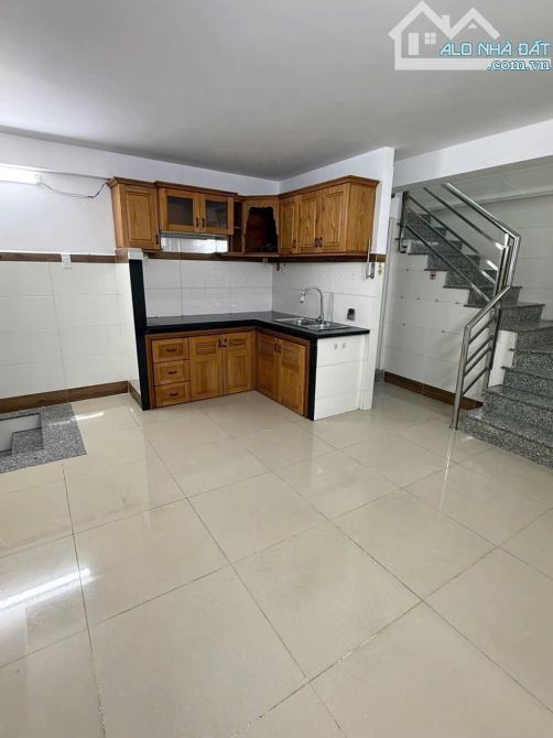 Bán nhà 2 tầng gần nhà thờ trân Hưng đạo đông hoà. Dt69m2 - 6