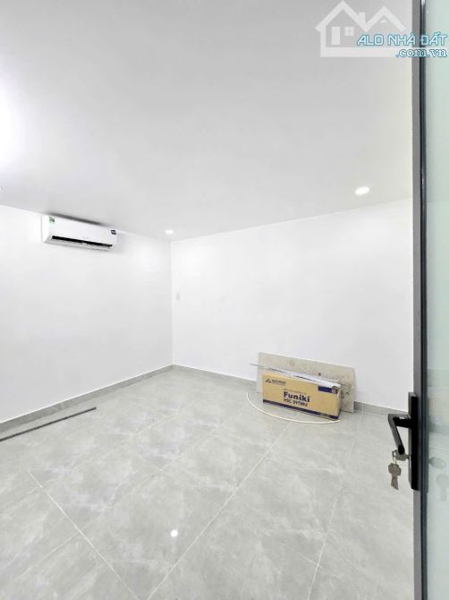 ❌❌❌ Nhà mới đẹp 100% diện tích siêu bự. Cách Huỳnh Tấn Phát chỉ có 50 m.. kế Q7 - 6