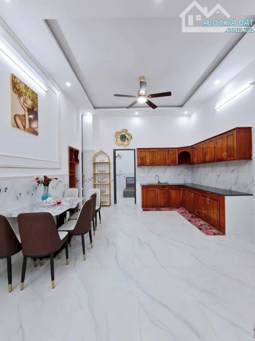 🌟🌟🌟NHÀ ĐẸP - DT RẤT RỘNG - HOÀN CÔNG - 5 P. NGỦ (Nằm gần Đại Lộ Hòa Bình) - 6