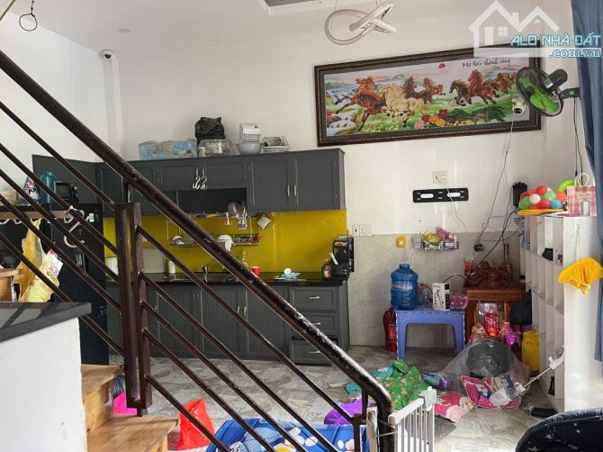 Bình Chiểu bán nhà 2 tầng 51m², căn góc thoáng, ô tô đậu tận cửa giá 3.8 tỷ - 6