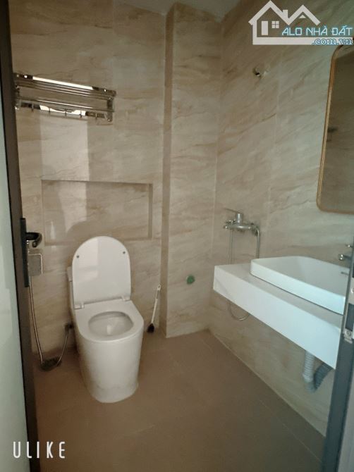 Bán nhà 5 tầng mới kính koong tại yên nghĩa Hà Đông  ,mt rộng 6 ngủ thoải mái - 6