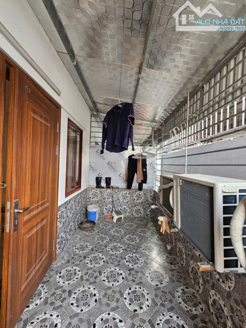 Bán Nhà Bồ đề Long Biên, 35m2, 6 tầng, mặt tiền 6m, vị trí đẹp,gần phố, giá 6.6 tỷ - 6