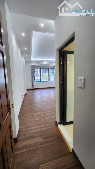 PHÂN LÔ QUÂN ĐỘI PHÙNG CHÍ KIÊN 80m MT 4.5m 6 TẦNG TÔ TRÁNH THANG MÁY NHÀ ĐẸP 35 TỶ - 6