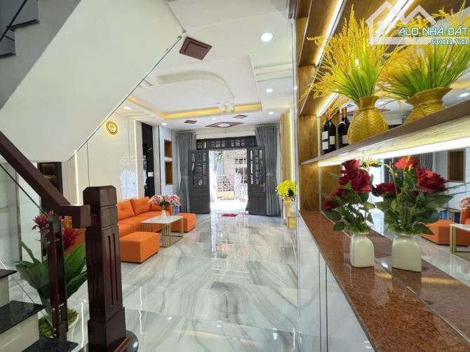 NHÀ 2 TẦNG MỚI SPA - HẺM Ô TÔ - VUÔNG VỨC 44 M2. - 6