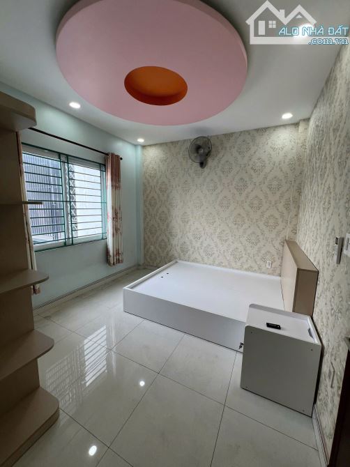 NHÀ NỞ HẬU 5 TẦNG MẶT TIỀN ĐƯỜNG NGUYỄN OANH - HÀ HUY GIÁP - 8 PHÒNG - 8WC _QUẬN 12 - 7