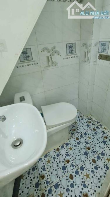 Bán nhà giáp ngã tư Bốn Xã, giá chỉ 1 tỷ xx - 7