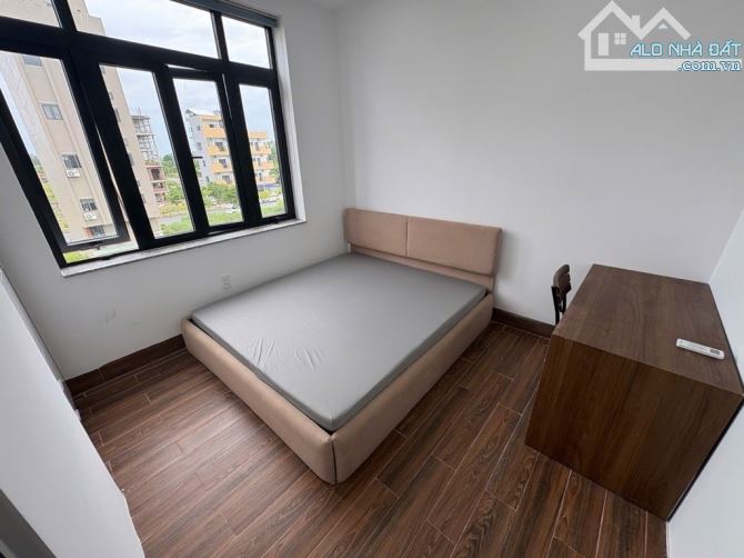Căn hộ 6 tầng FPT có thang máy dòng tiền khủng 60tr/ tháng với 10 căn hộ chỉ nhỉnh 10tỷ - 7