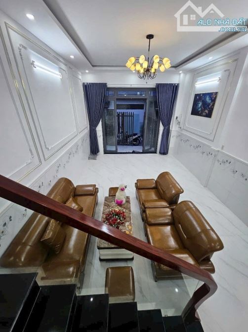 🌟🌟🌟NHÀ ĐẸP - DT RẤT RỘNG - HOÀN CÔNG - 5 P. NGỦ (Nằm gần Đại Lộ Hòa Bình) - 7