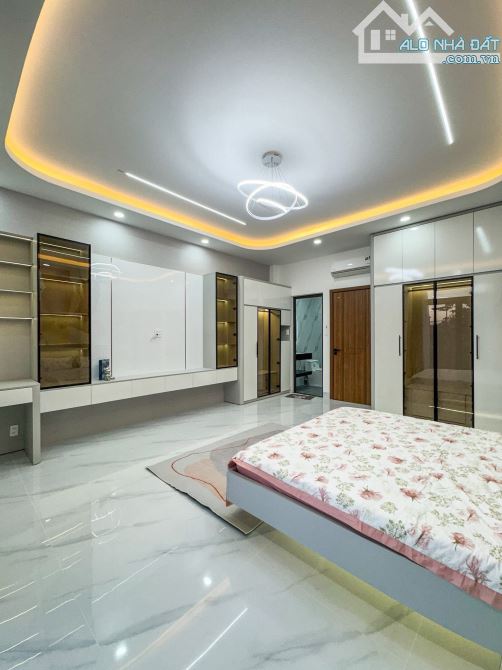 Nhà 2 lầu mới full nội thất đường D15 Hồng Loan giá 5 tỷ 800tr (Thương lượng) - 7