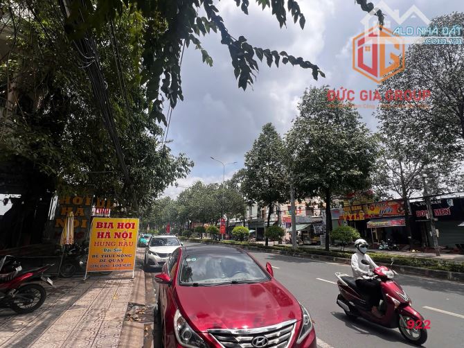 Bán nhà 1 trệt 3 lầu mặt tiền đường Đồng Khởi gần ngã ba Trảng Dài giá 9,9 tỷ - 7