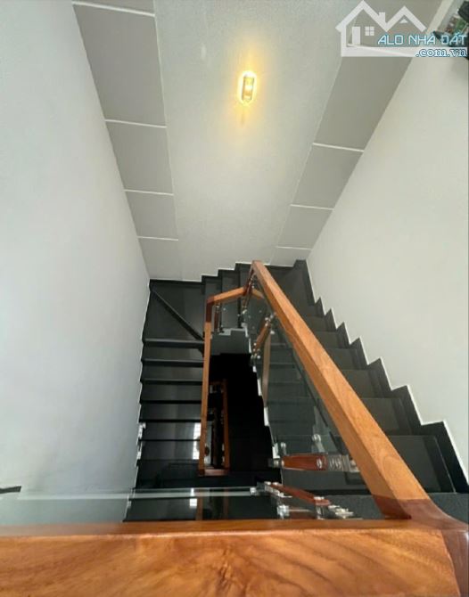 NHÀ 5 TẦNG - HẺM Ô TÔ THÔNG LUỒNG - VUÔNG VỨC 74 M2. - 7