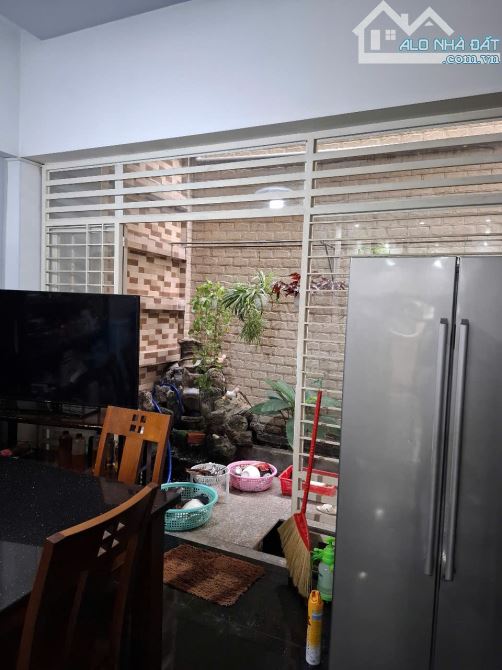BÁN TÒA NHÀ CĂN HỘ DỊCH VỤ 6 TẦNG 33 PHÒNG - VĂN CHUNG, P.13, Q.TÂN BÌNH GIÁ BÁN26.5 TỶ - 7