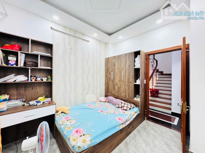 SIÊU PHẨM NHÀ HIẾM NGAY SIÊU THỊ EMART 2 NGANG 5,8M ĐÚC 5 TÂNG DTCN : 70M2 P14 GÒ VẤP - 8