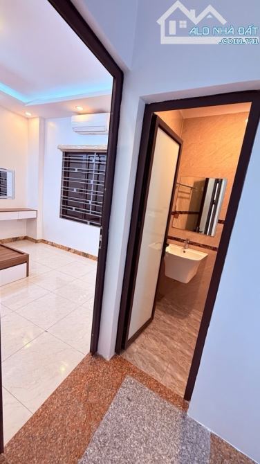 💥 HIẾM – GIÁ ĐẦU TƯ – NHÀ ĐẸP TRUNG TÂM CẦU GIẤY – Ở NGAY – TẶNG FULL NỘI THẤT 💥 📍 Vị t - 8