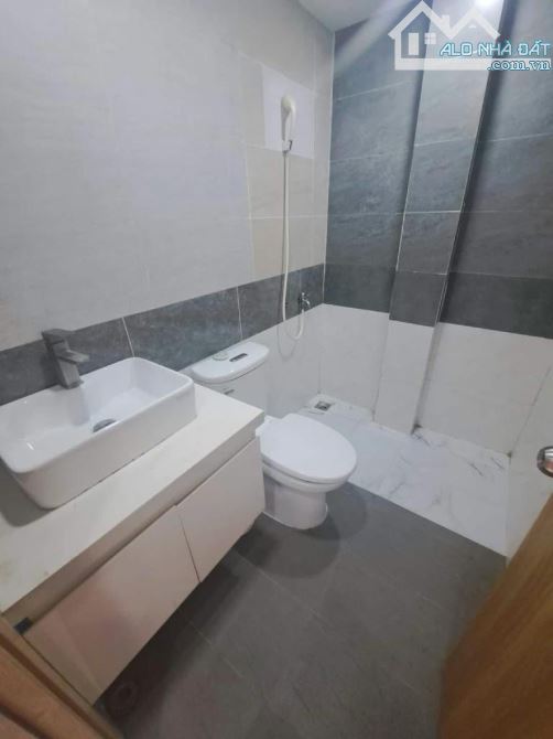 NHÀ SỔ RIÊNG 111M2-HOÀN CÔNG ĐẦY ĐỦ-HẺM XH TỚI NHÀ-NGAY CẦU LONG KIỂNG - 8