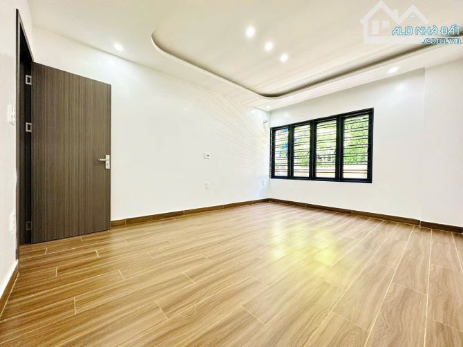 Bán nhà Trần Nguyên Hãn 73m 4 tầng giá 4 tỷ 8 - 8
