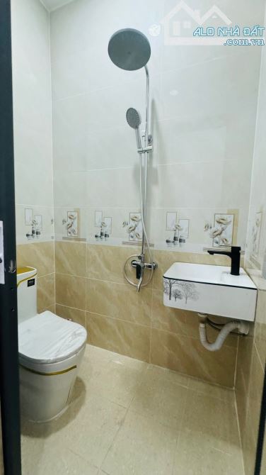 Nhà mới Đoàn Văn Bơ_ P16, Q4. DT 40m2 (3.2m/3.7m x 12.5m). 2 tầng. Giá 4.35 Tỷ. - 8